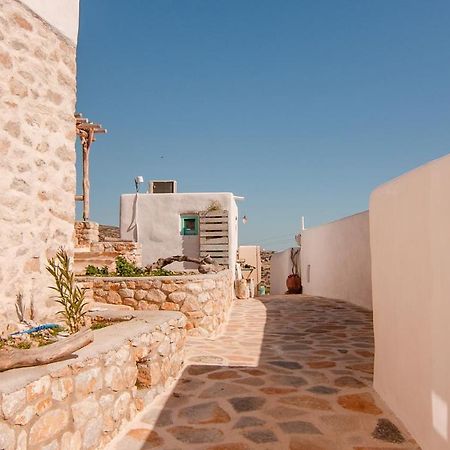 Dimitrakis Guesthouse Донуса Екстериор снимка