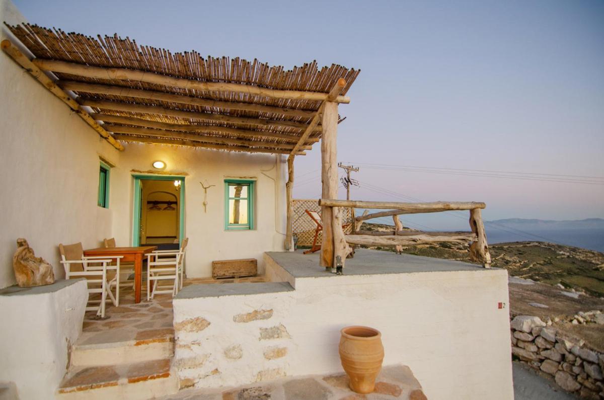 Dimitrakis Guesthouse Донуса Екстериор снимка