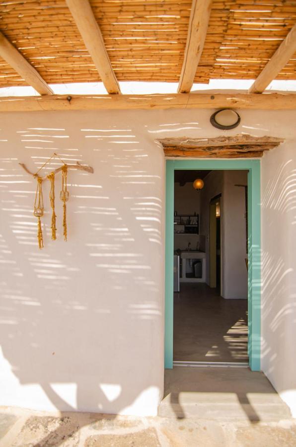 Dimitrakis Guesthouse Донуса Екстериор снимка