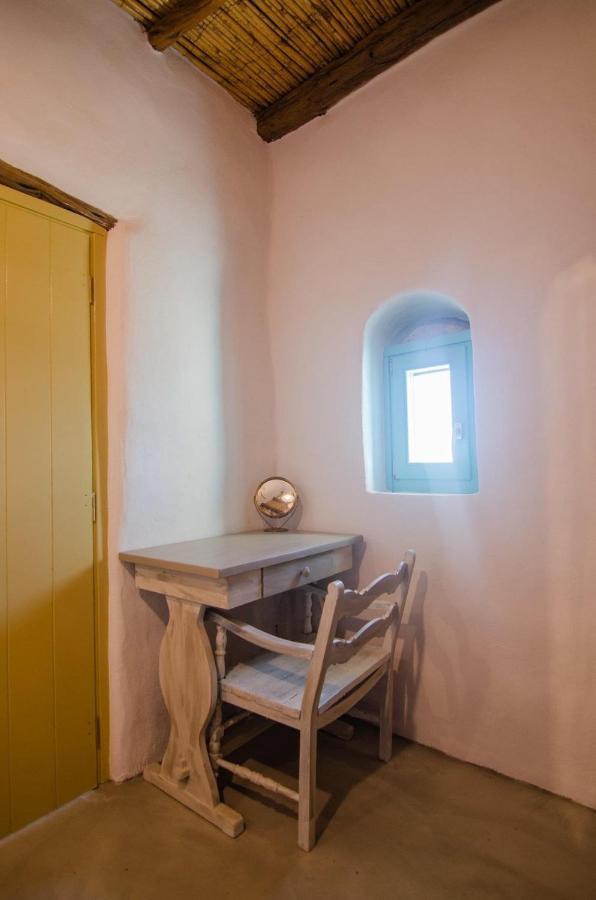 Dimitrakis Guesthouse Донуса Екстериор снимка
